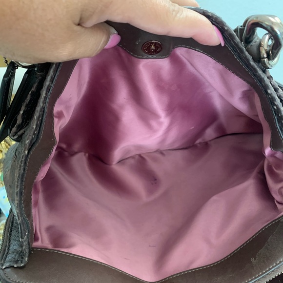 Authentic python COACH  handbag. - Picture 6 of 8